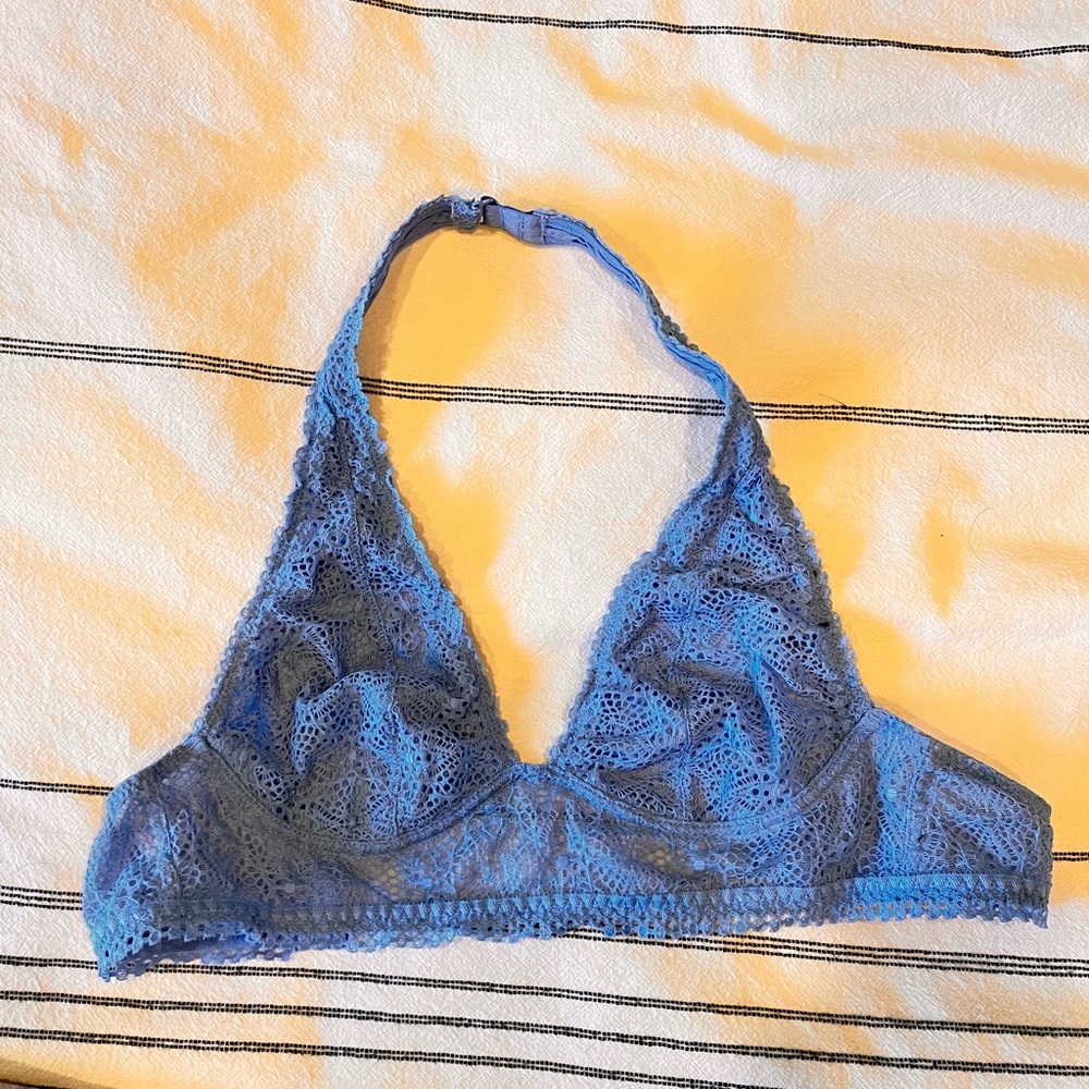 Victoria’s Secret Eyelet Lace Bralette, size: S